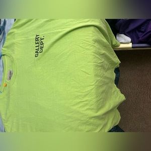 Brand new Gallery Tee size L